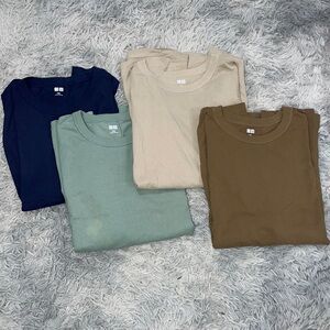 SOLD. Uniqlo Men’s Crewneck T- Shirts
